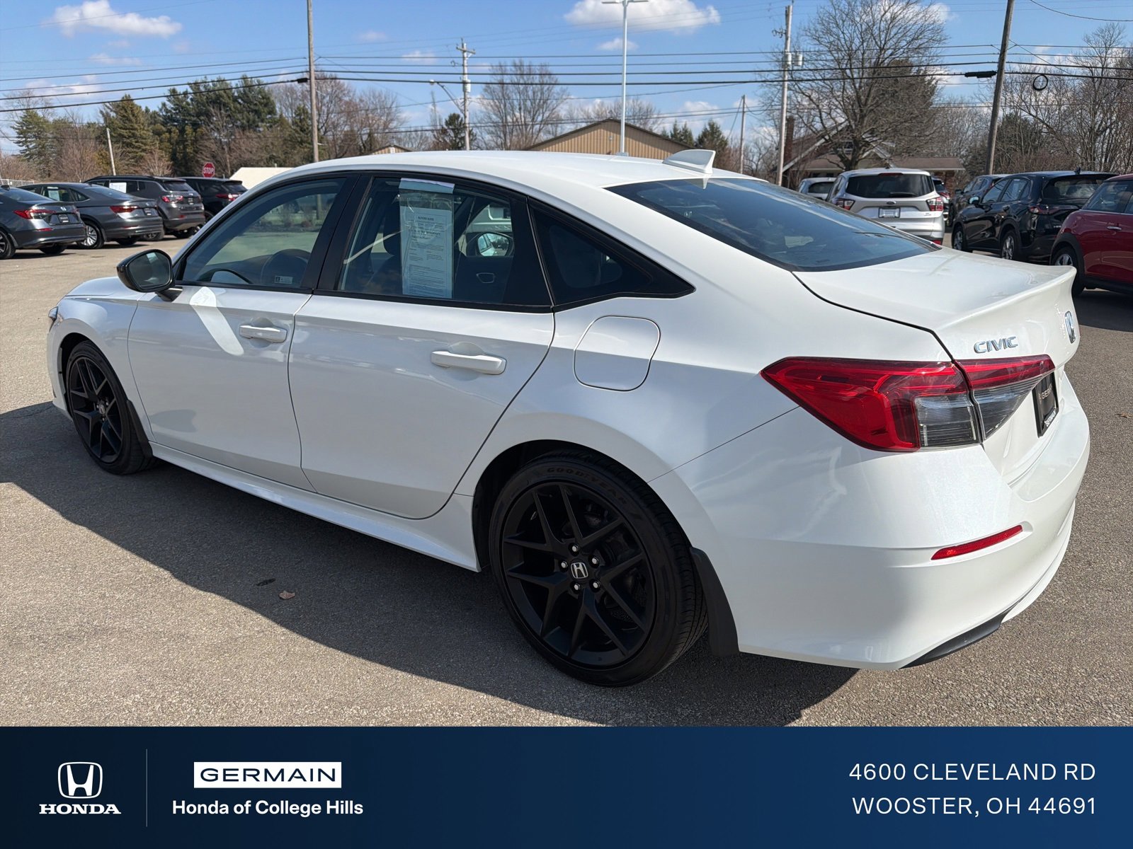 Used 2023 Honda Civic Sport image 9