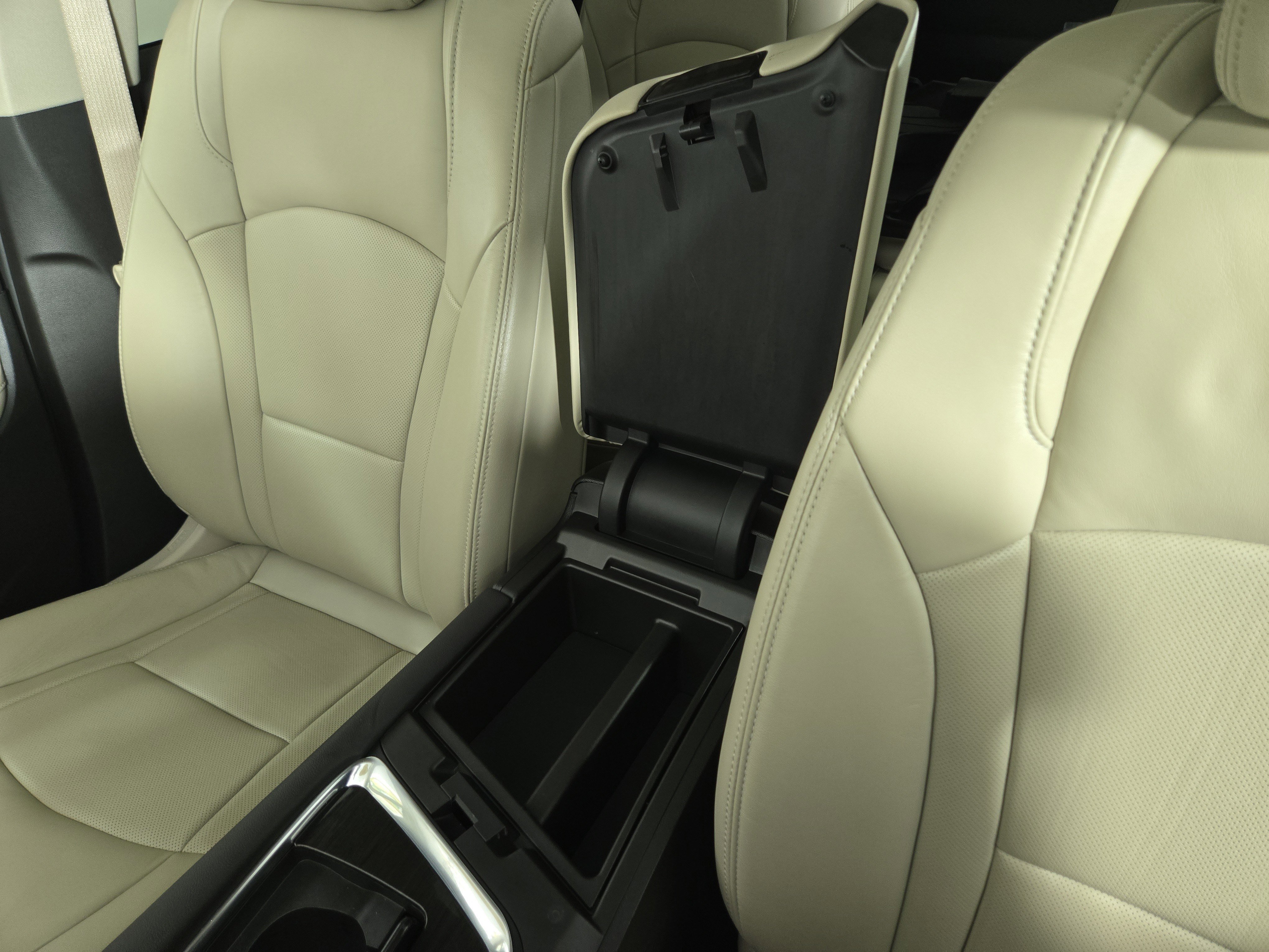 Certified 2021 Buick Enclave Essence image 30