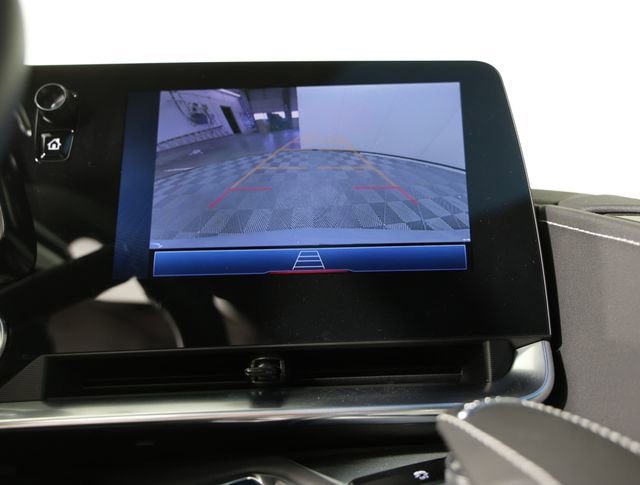 Used 2024 Chevrolet Corvette Stingray Coupe w/ Z51 Performance Package image 19