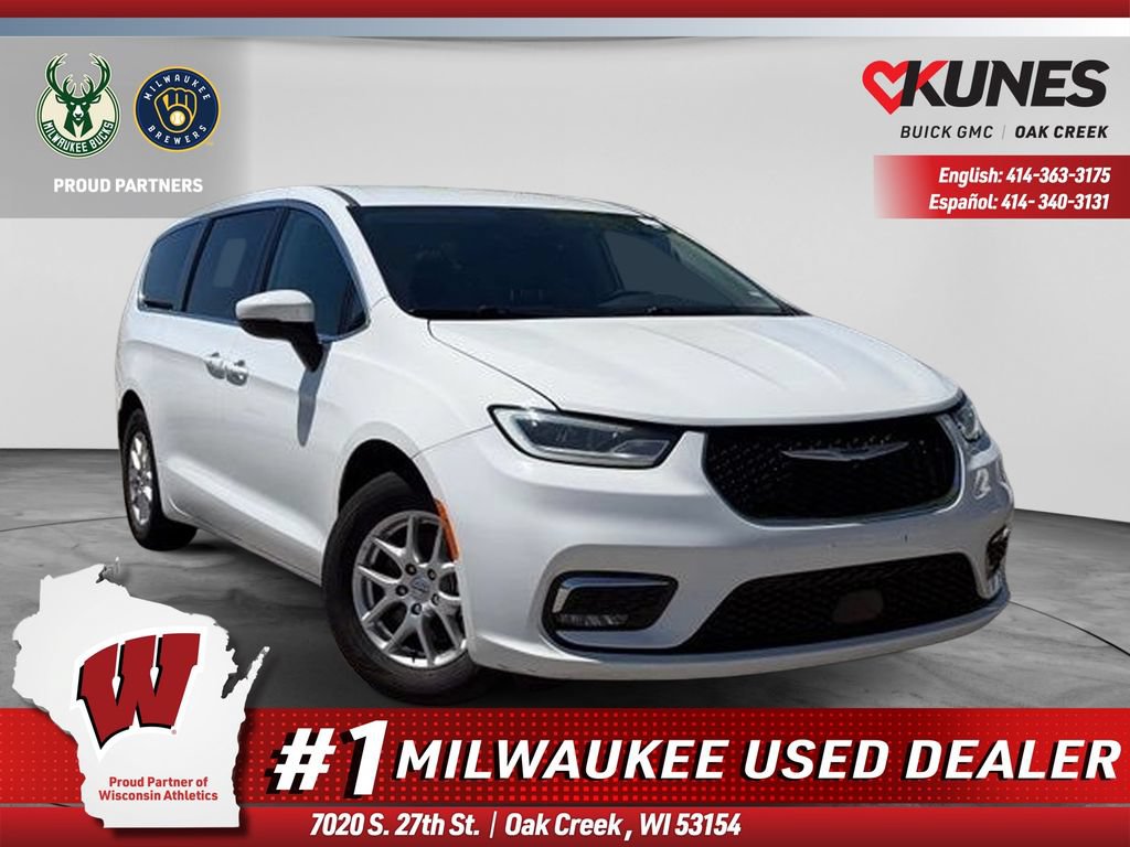 Used 2023 Chrysler Pacifica Touring-L FWD video 1