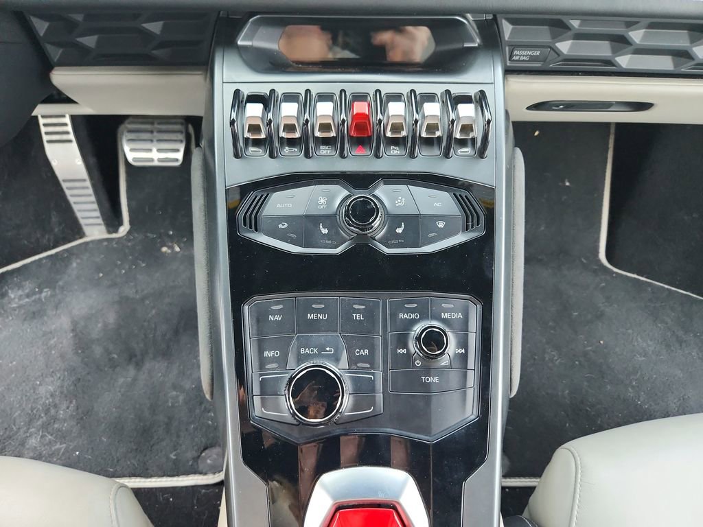 Used 2015 Lamborghini Huracan LP 610-4 image 27