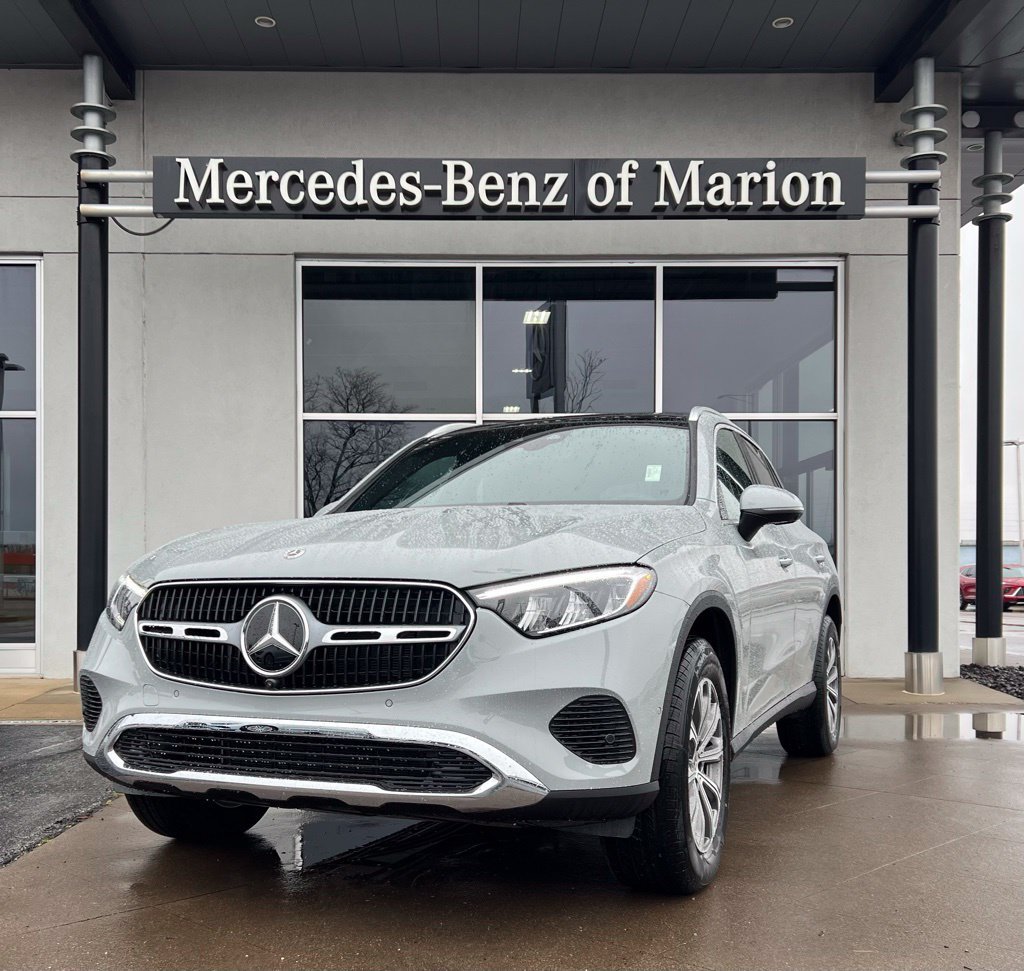 Used 2026 Mercedes-Benz GLC 300 image 1