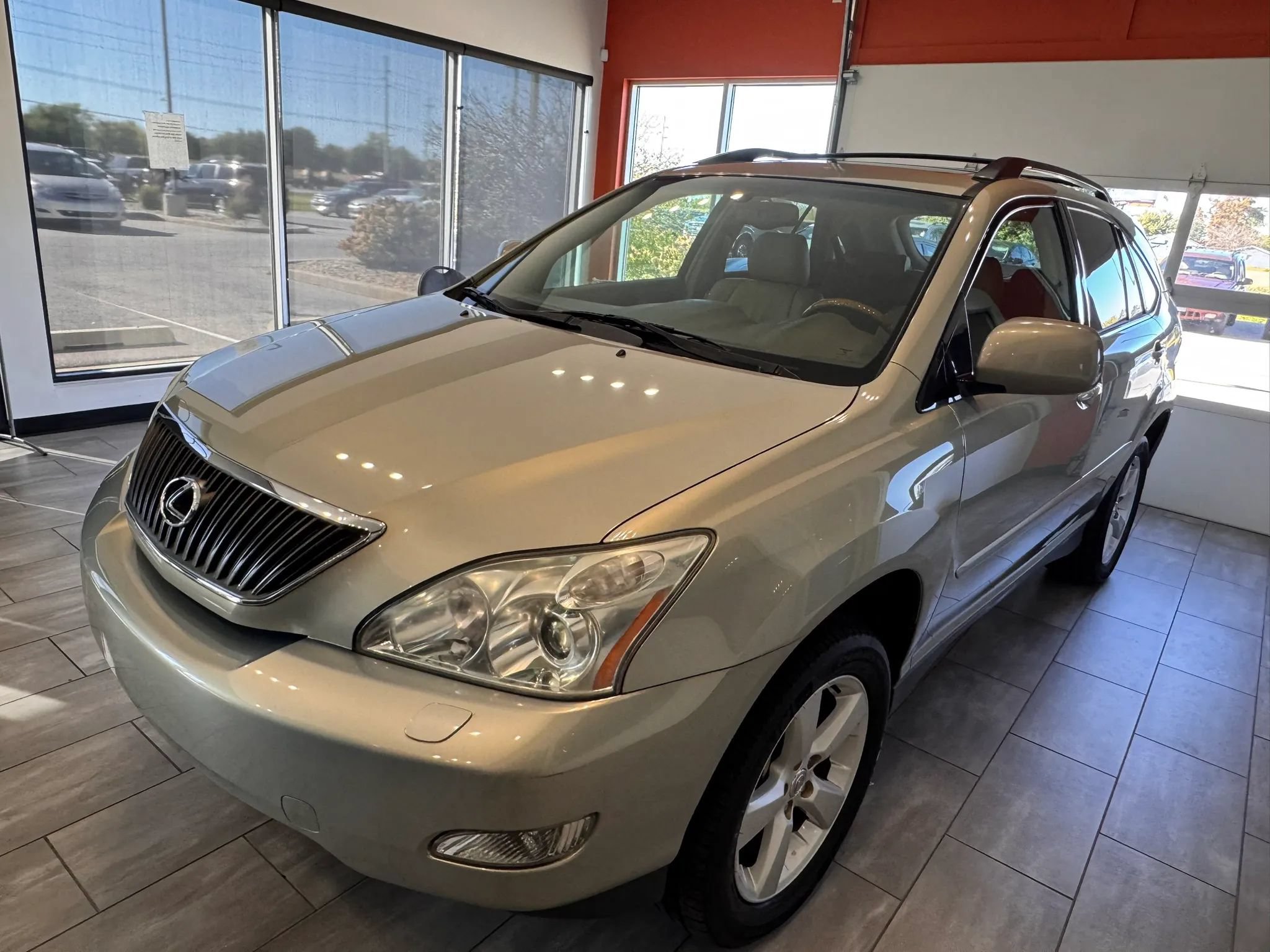 Used 2004 Lexus RX 330 w/ Premium Plus Pkg FWD image 10