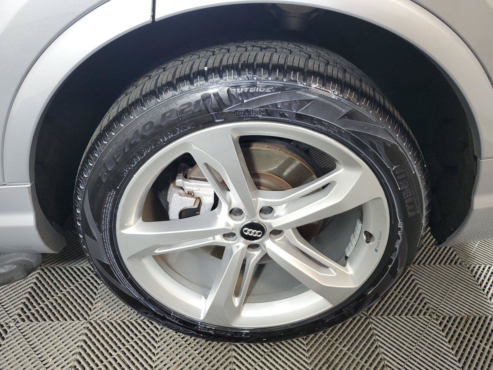 Used 2019 Audi Q7 3.0T Prestige w/ Prestige Package AWD/4WD image 10
