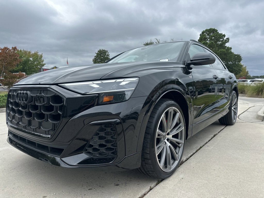 New 2026 Audi Q8 Prestige
