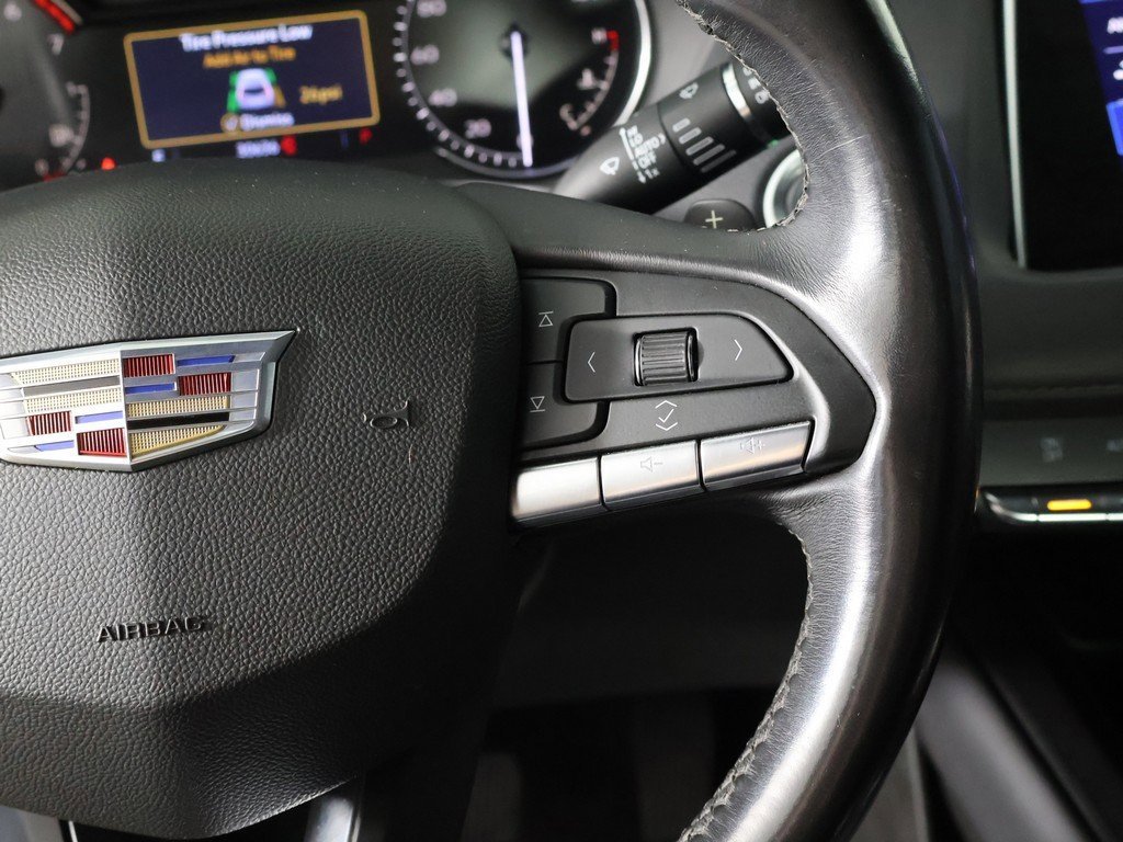 Used 2022 Cadillac XT4 Premium Luxury w/ Safety Alert Package image 37