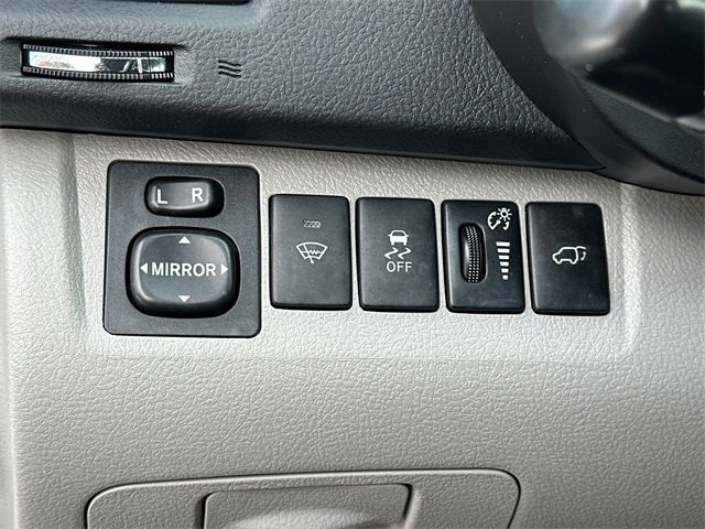 Used 2011 Toyota Highlander SE image 20