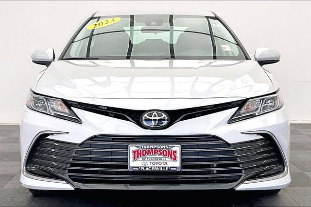Used 2023 Toyota Camry LE image 2