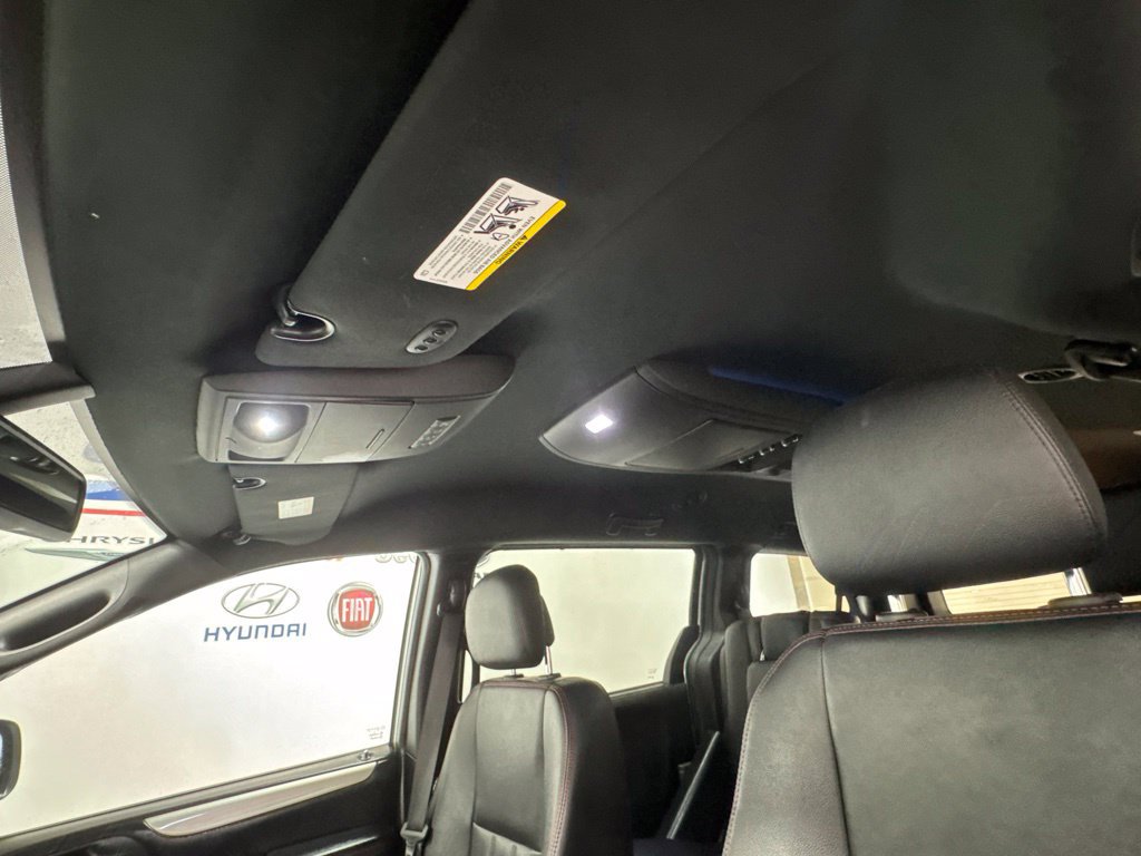 Used 2019 Dodge Grand Caravan GT w/ Safety Sphere Group FWD image 20