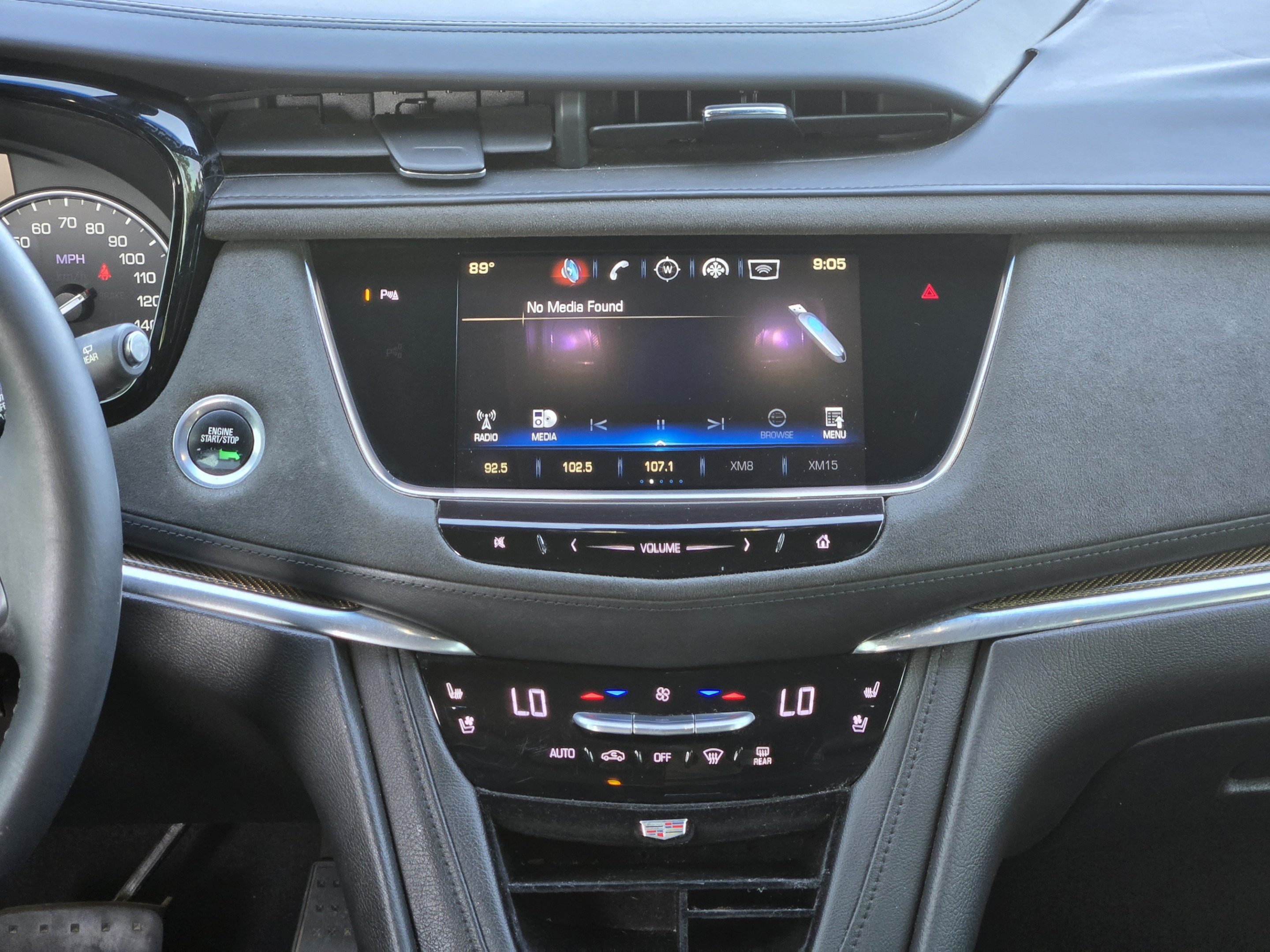 Used 2017 Cadillac XT5 Platinum AWD/4WD image 12