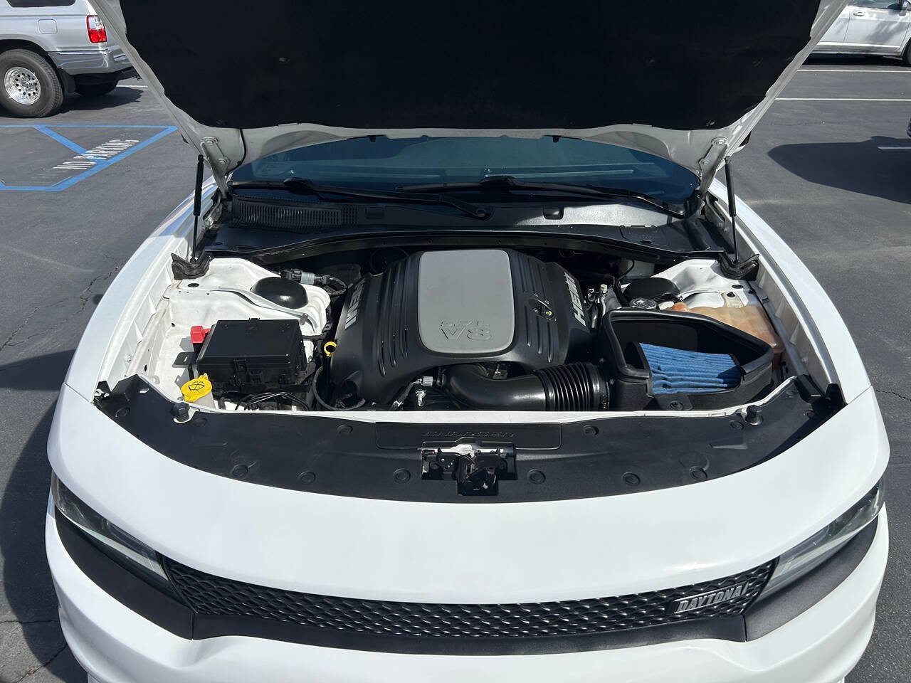 Used 2017 Dodge Charger R/T image 9
