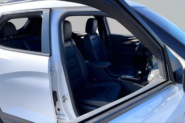 Used 2023 Chevrolet TrailBlazer ACTIV w/ Sun and Liftgate Package FWD image 20