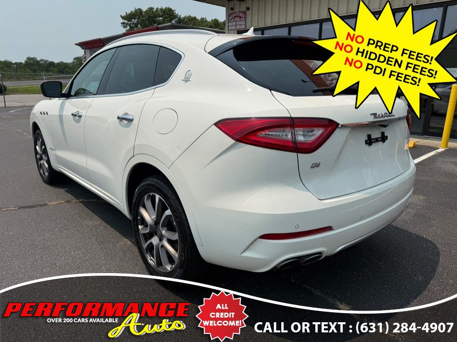 Used 2018 Maserati Levante GranLusso AWD/4WD image 6