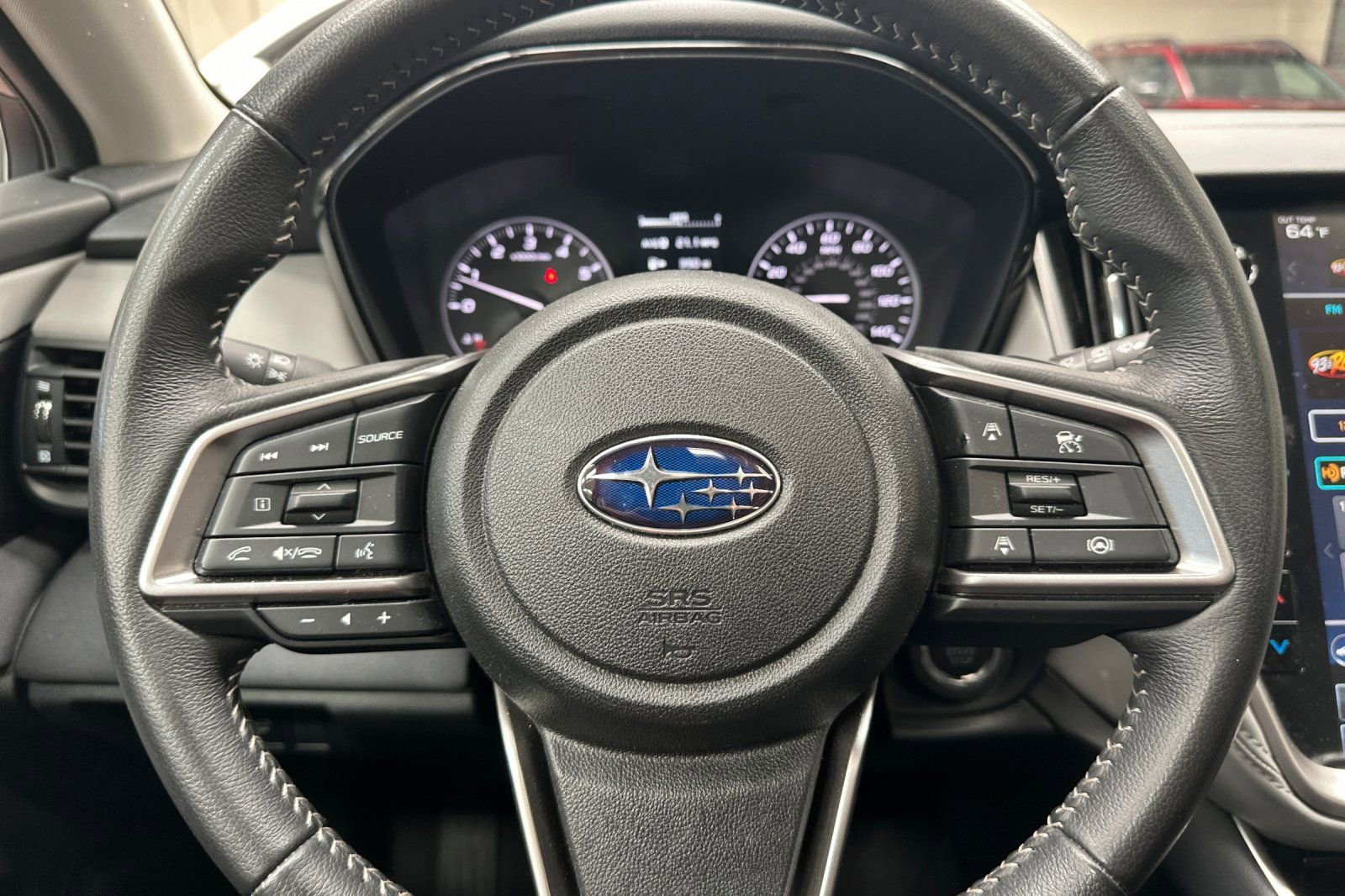 Used 2025 Subaru Outback Premium image 29