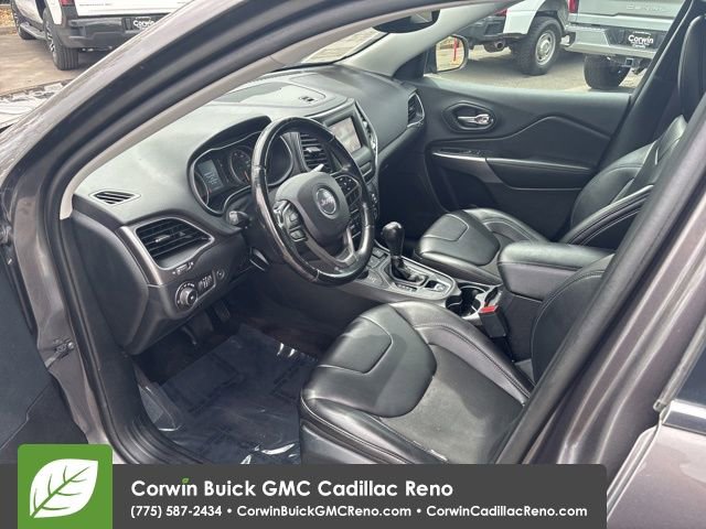 Used 2019 Jeep Cherokee Latitude Plus w/ Comfort/Convenience Group image 12