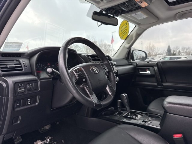 Used 2017 Toyota 4Runner SR5 image 9