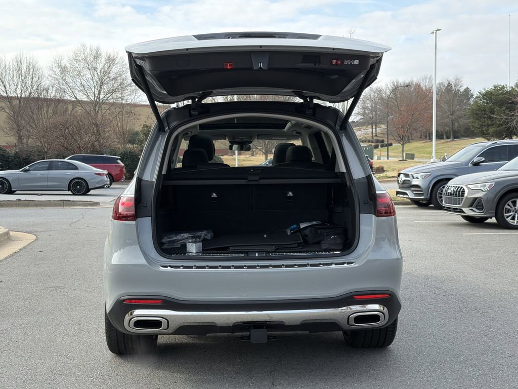 New 2026 Mercedes-Benz GLS 450 4MATIC image 16