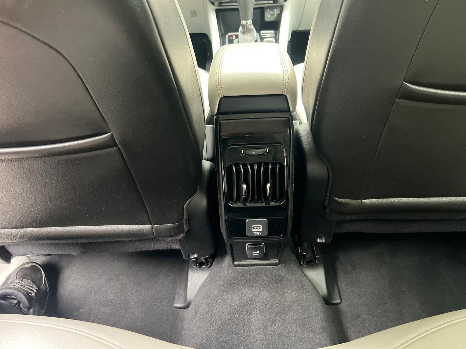 Used 2022 Jeep Compass Limited AWD/4WD image 32