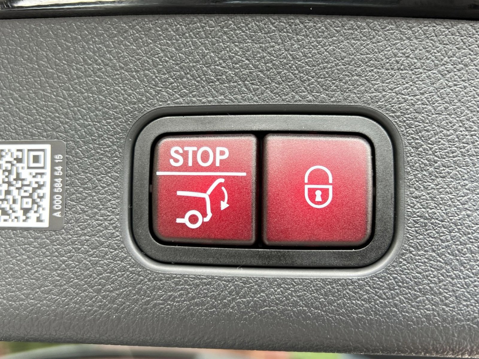 Certified 2026 Mercedes-Benz GLC 300 4MATIC image 25