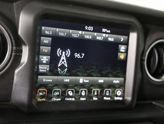 Used 2022 Jeep Wrangler Unlimited Sahara image 16