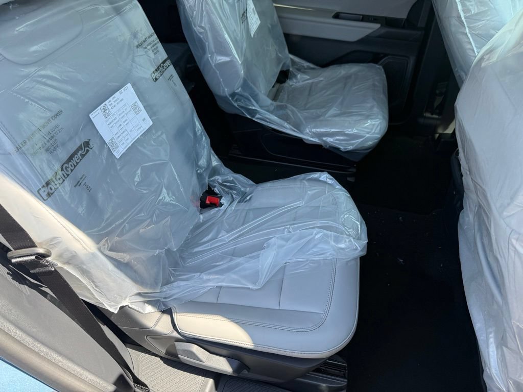 New 2026 Ford Explorer Active w/ Active Comfort Package AWD/4WD image 51