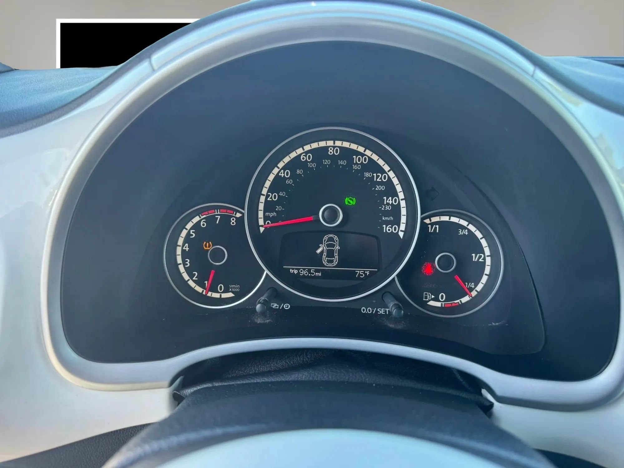 Used 2014 Volkswagen Beetle 2.5 FWD image 13