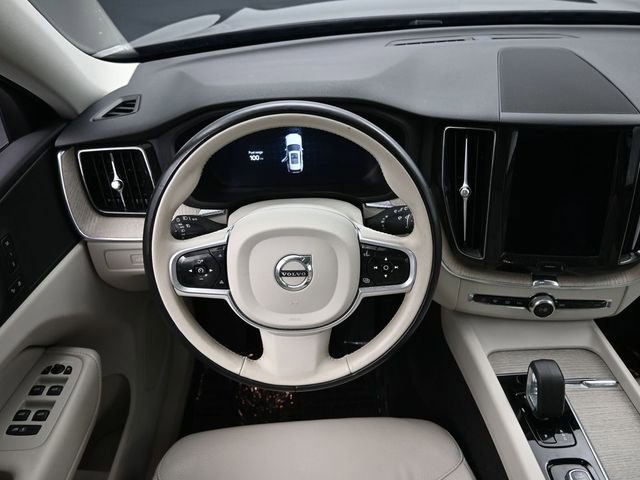 Used 2023 Volvo XC60 B5 Plus w/ Protection Package Premier image 23