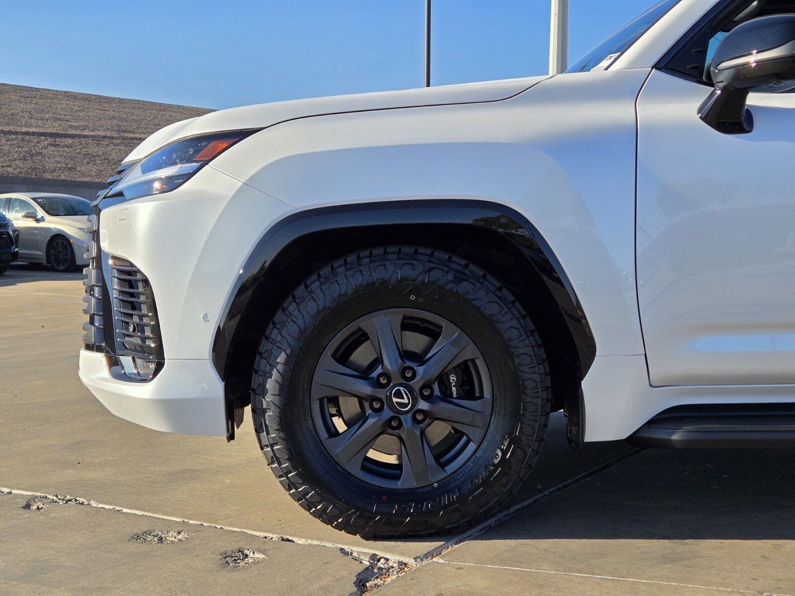 New 2026 Lexus LX 700h Overtrail AWD/4WD image 5