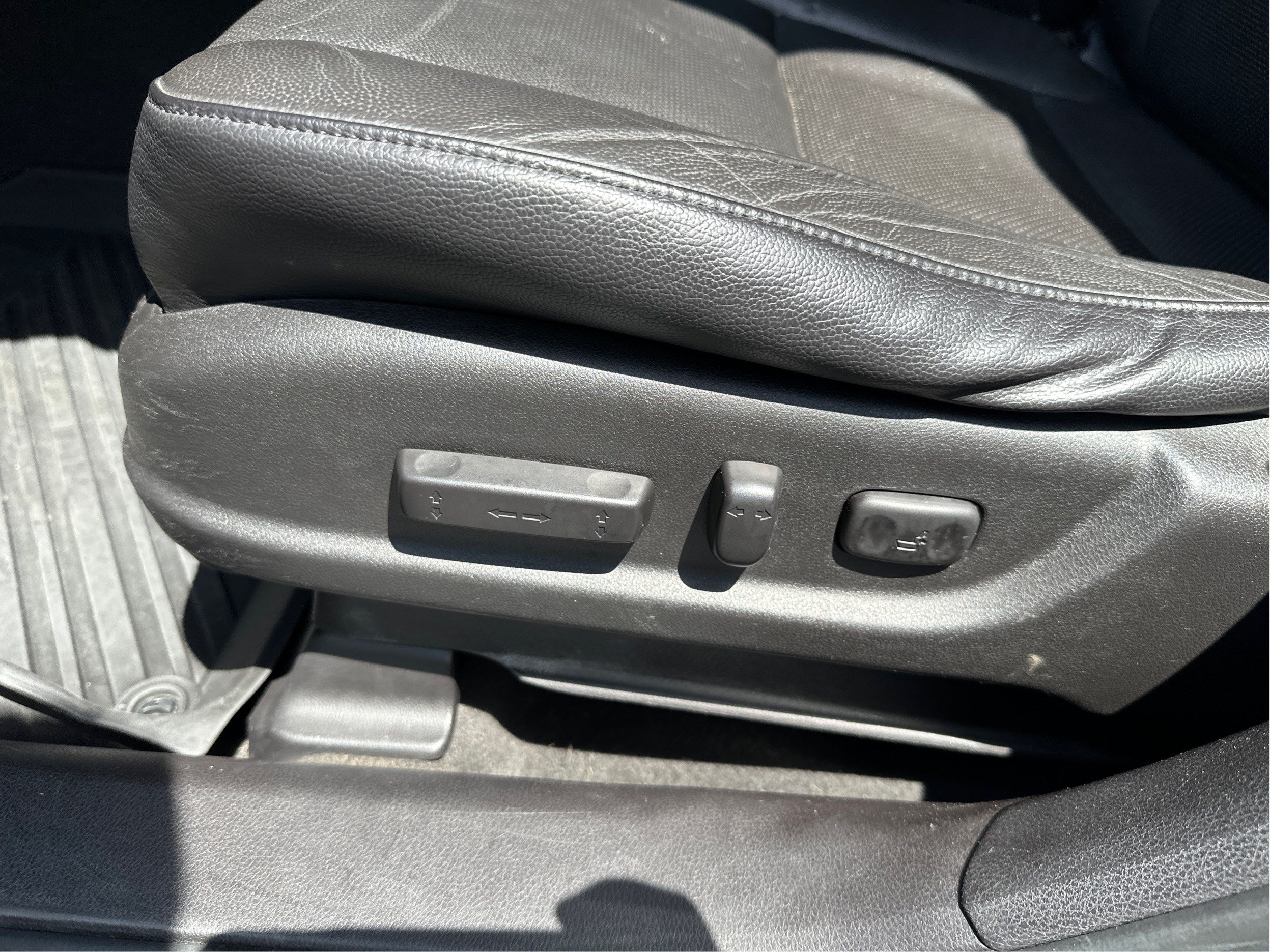 Used 2014 Acura RDX w/ Technology Package AWD/4WD image 19
