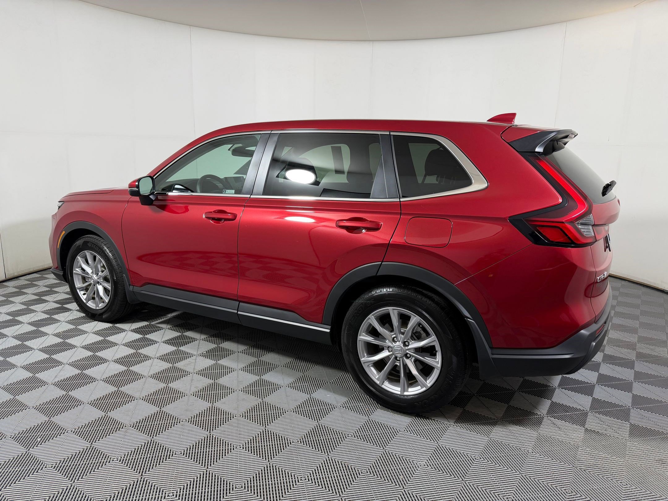 Certified 2023 Honda CR-V EX image 2