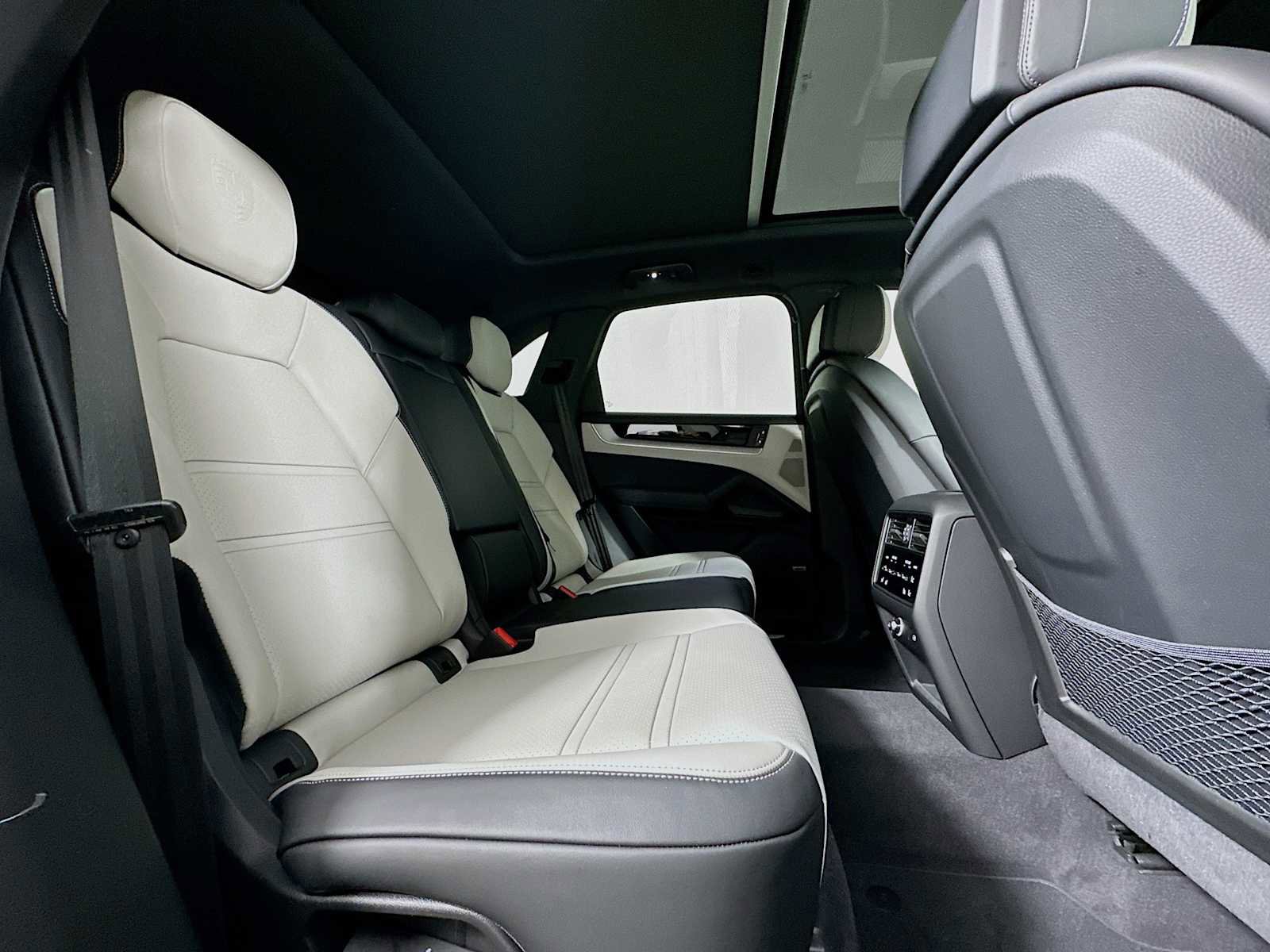 New 2026 Porsche Cayenne E-Hybrid image 28