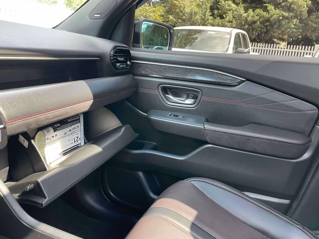 Certified 2026 Honda Pilot Black Edition image 35