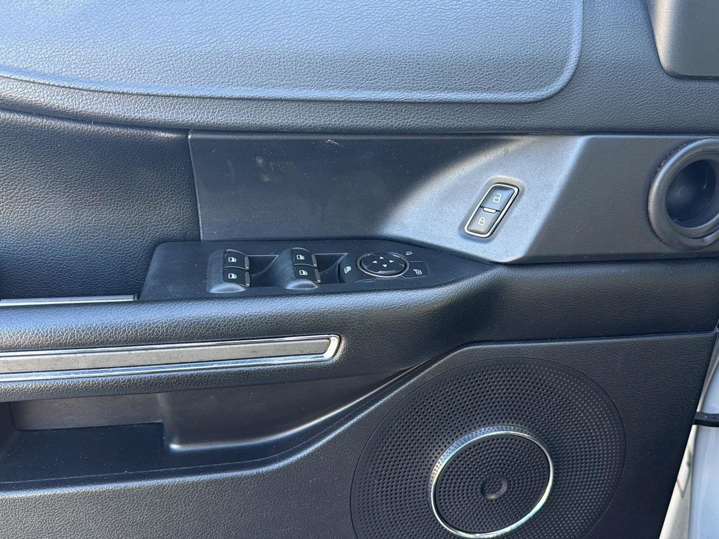 Used 2019 Ford Expedition XLT w/ Equipment Group 201A image 13