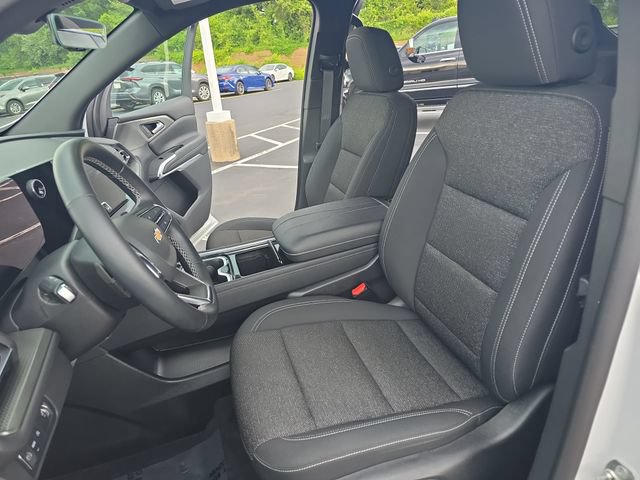 Used 2024 Chevrolet Traverse LT w/ LPO, Floor Liner Package FWD image 20