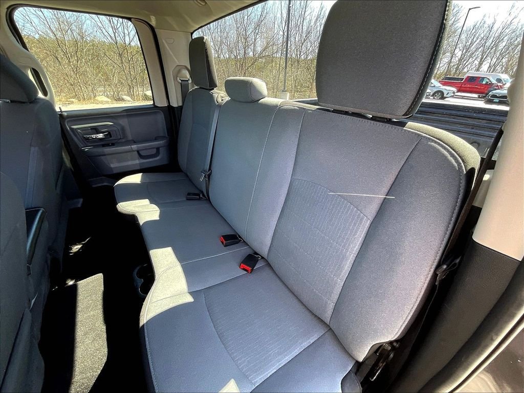 Used 2024 RAM 1500 Classic SLT AWD/4WD image 14