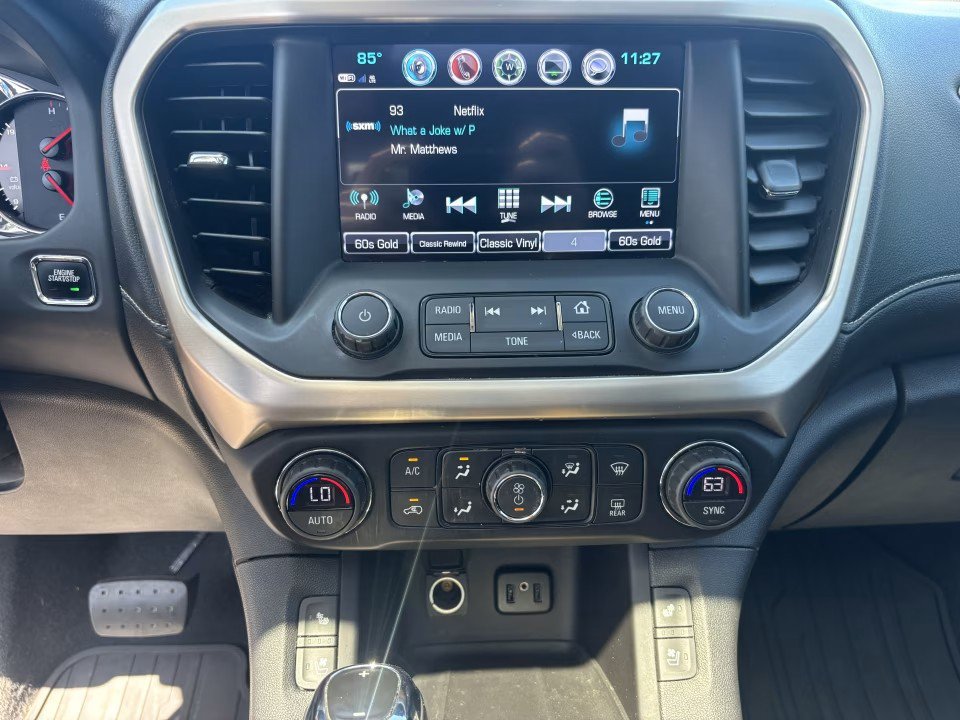 Used 2018 GMC Acadia Denali w/ Technology Package FWD image 21