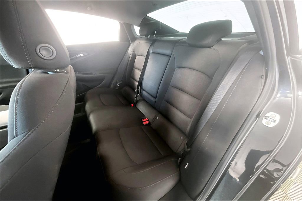 Used 2018 Chevrolet Malibu LS image 25