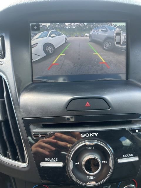 Used 2017 Ford Focus Titanium FWD image 14