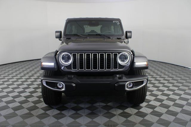 Used 2025 Jeep Wrangler Unlimited Sahara image 25