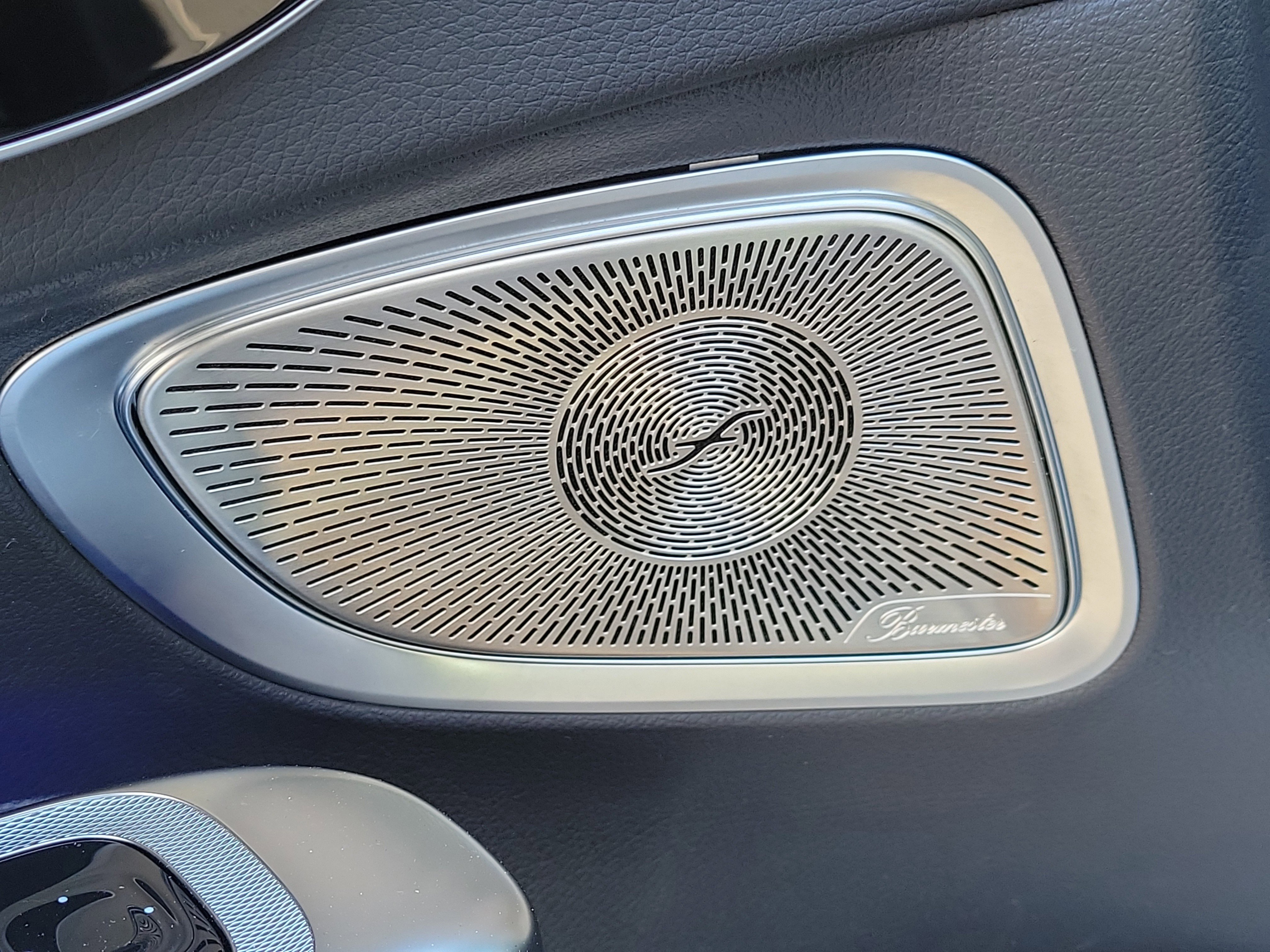 Used 2024 Mercedes-Benz CLE 300 4MATIC Coupe image 18