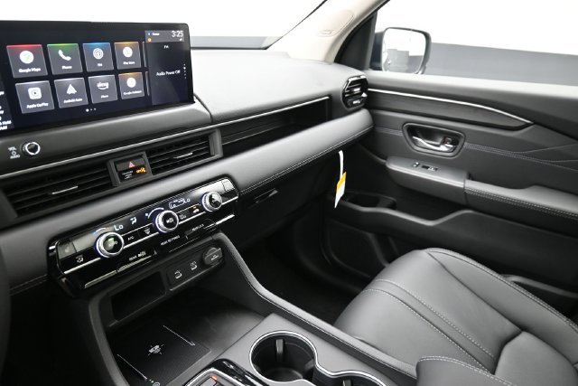 New 2026 Honda Pilot Touring image 32