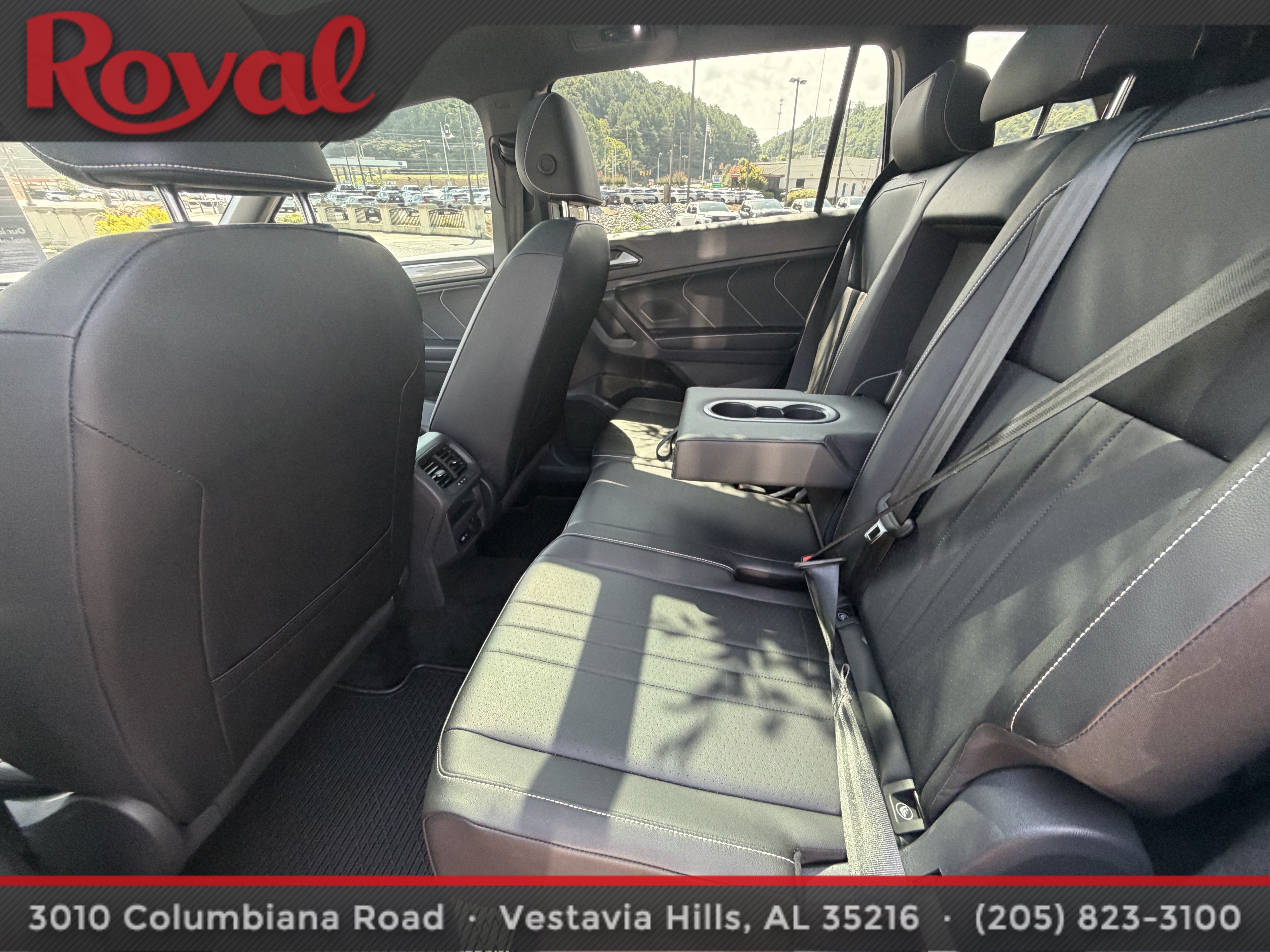 Used 2023 Volkswagen Tiguan SE R-Line FWD image 12
