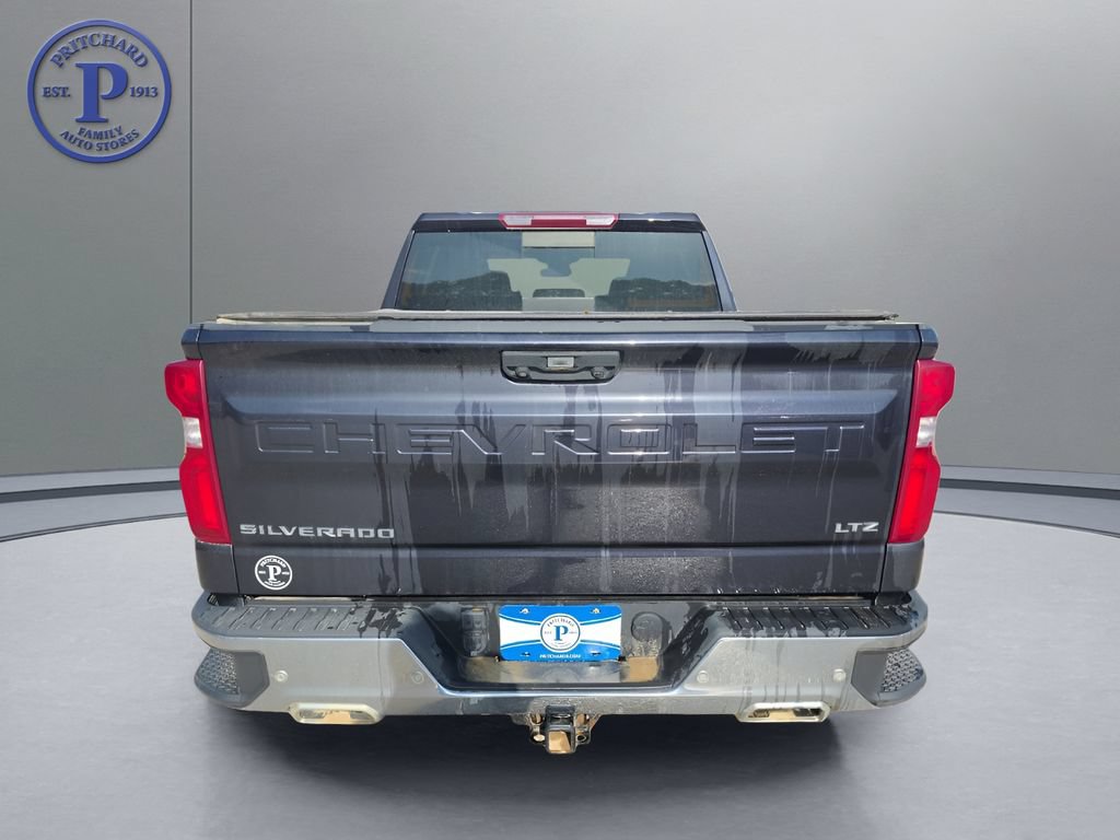 Used 2022 Chevrolet Silverado 1500 LTZ w/ LTZ Premium Package AWD/4WD image 6
