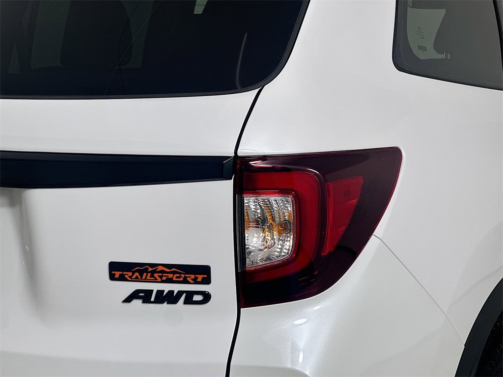 Certified 2025 Honda Passport TrailSport image 3