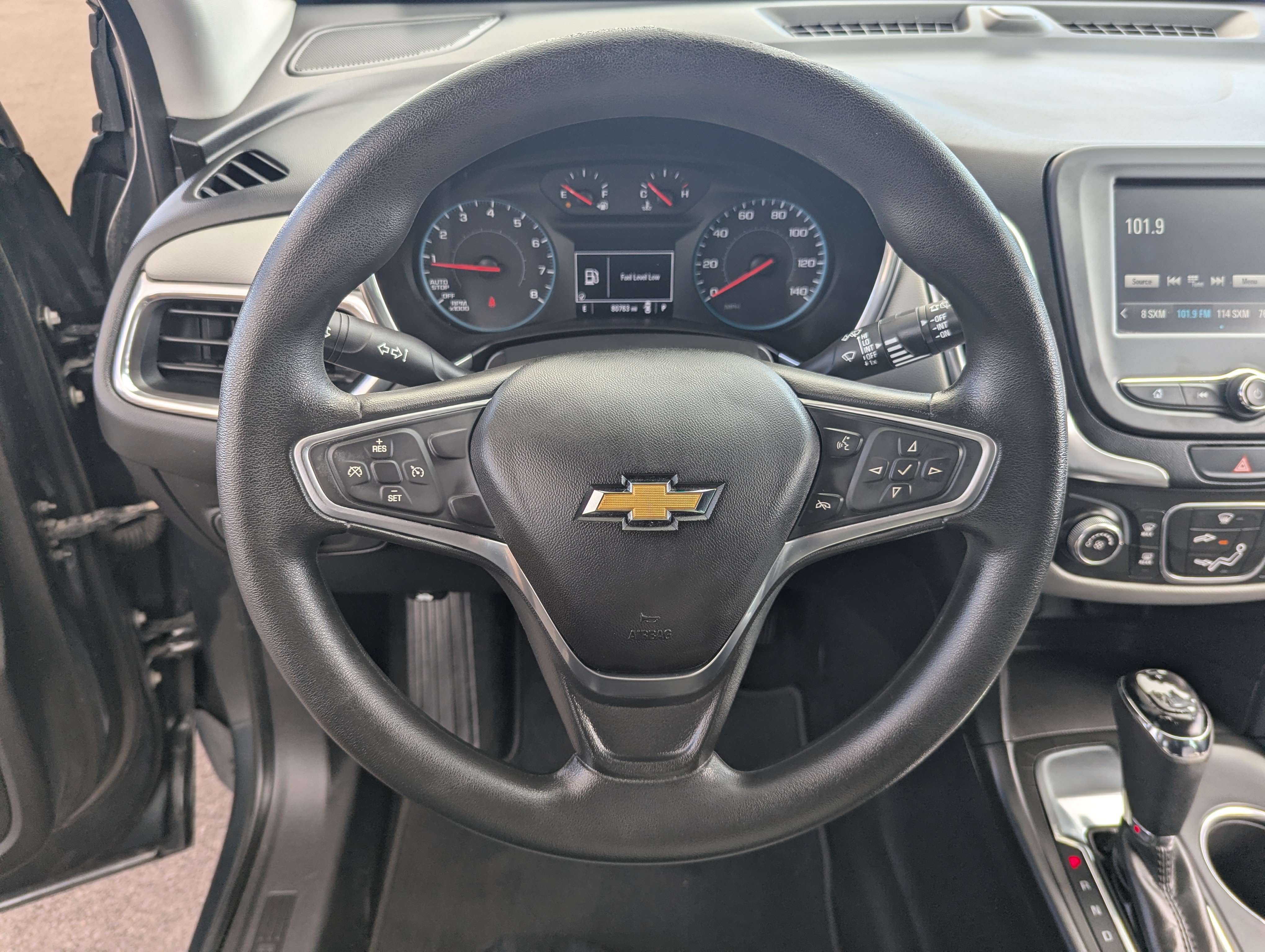 Used 2018 Chevrolet Equinox LS FWD image 22
