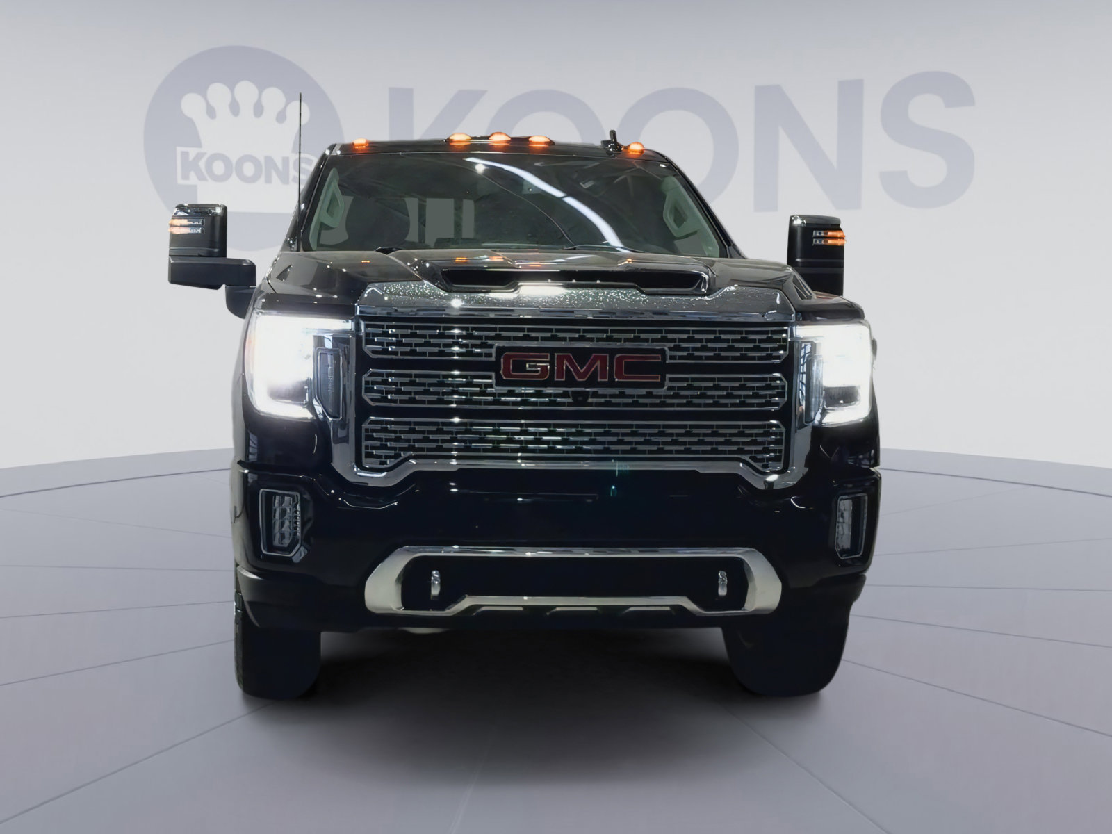 Used 2022 GMC Sierra 3500 Denali AWD/4WD image 4