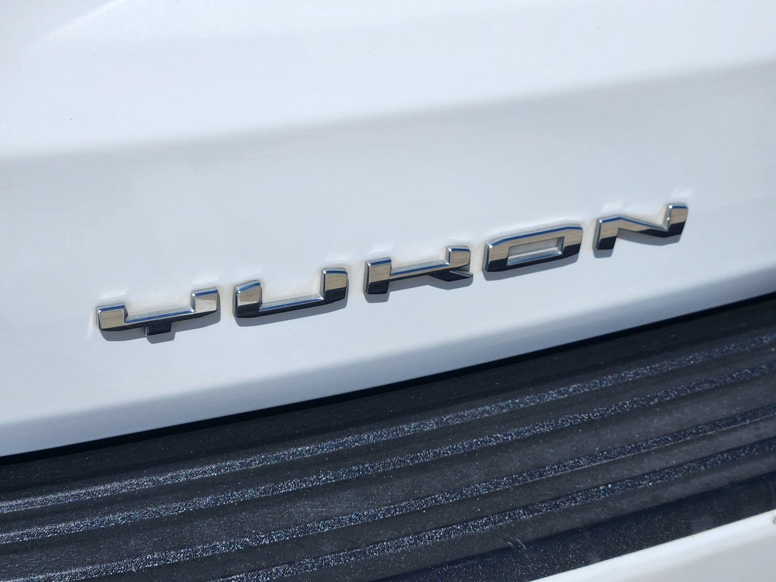 Certified 2023 GMC Yukon SLT RWD image 14