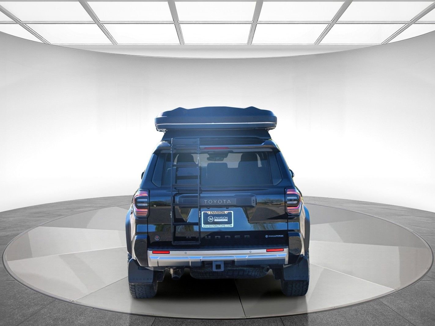Used 2025 Toyota 4Runner Trailhunter AWD/4WD image 3