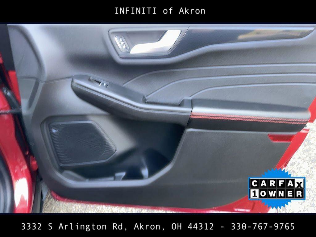 Used 2025 Ford Escape ST-Line image 18