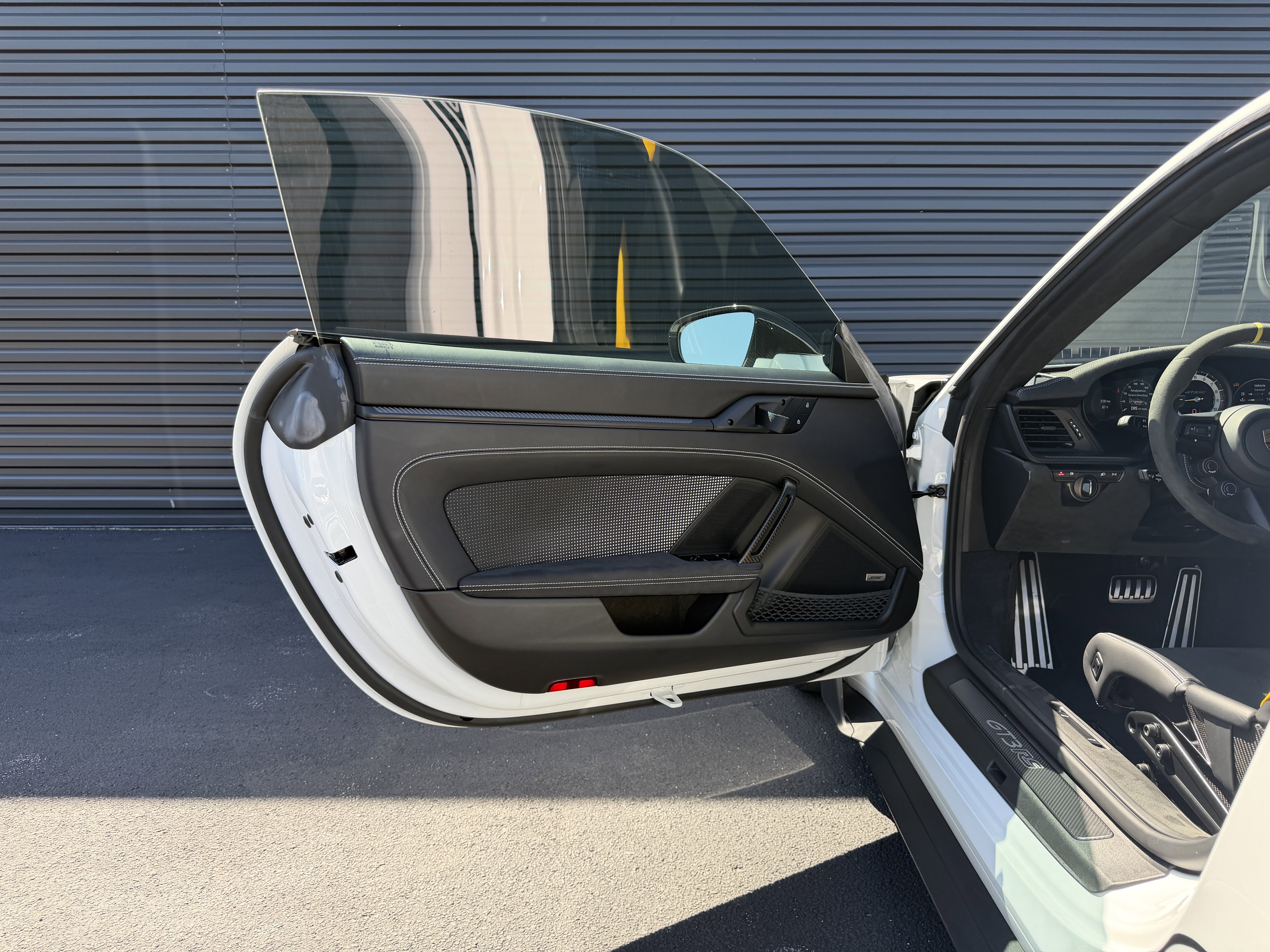 Used 2025 Porsche 911 GT3 RS image 13